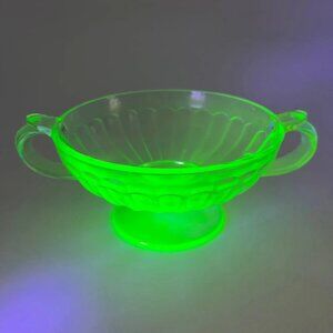 AUNT POLLY US GLASS Co. URANIUM DISH RARE